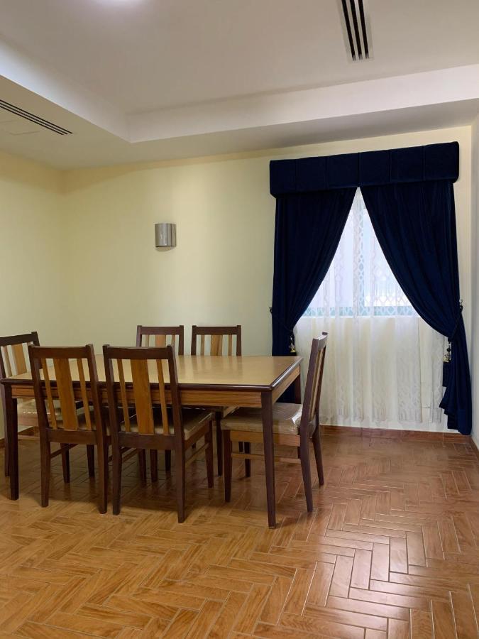 Mansour Plaza Hotel Apartments 담맘 외부 사진