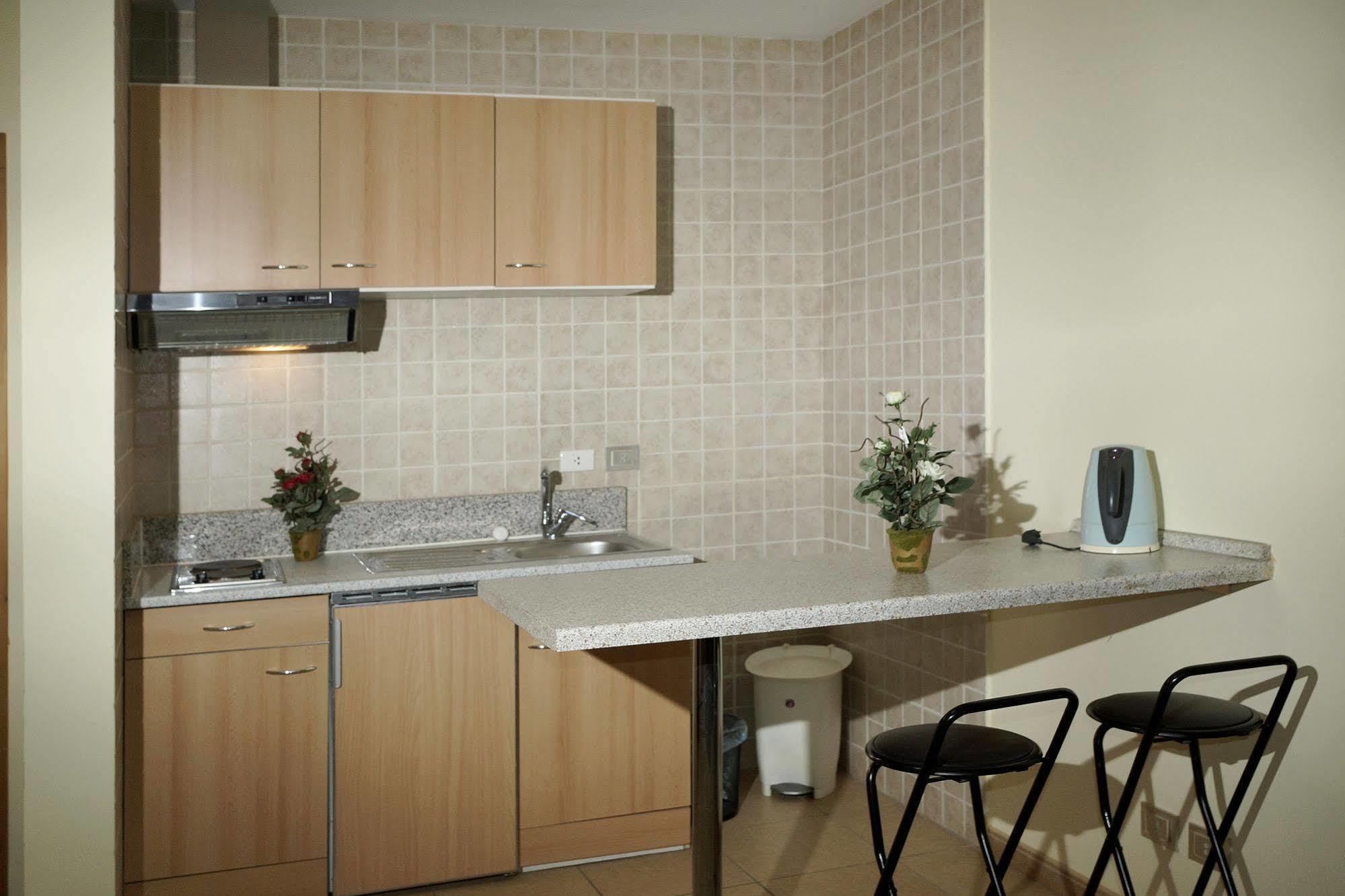 Mansour Plaza Hotel Apartments 담맘 외부 사진